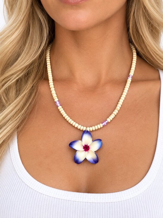 Hawaiian Jewelry - Vintage Hawaiian Plumeria Flower Pendant Beaded Necklace